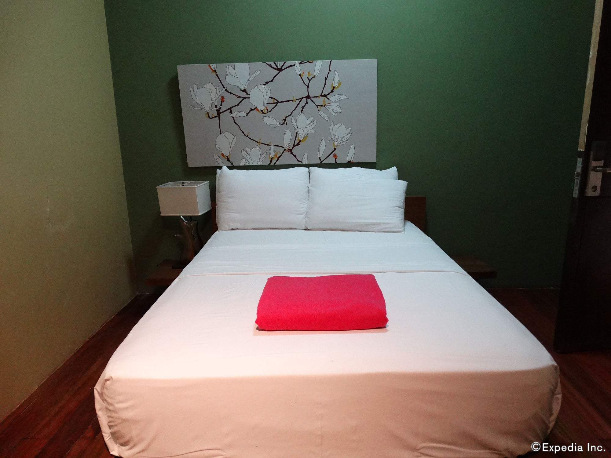 Purple Tree Bed & Breakfast Paranaque City Buitenkant foto